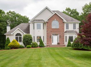 51 Overton Rd, Windham, NH 03087