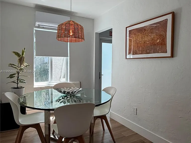 11201 NE 10th Ave #11201 — Photo 14