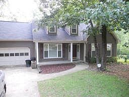 Front view of Lake House