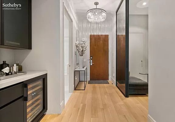 5th image of 215 E 19th St APT 2A