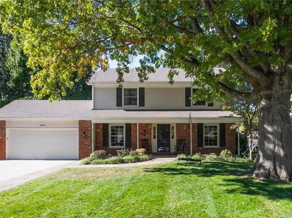 9315 W 113th St, Overland Park, KS 66210