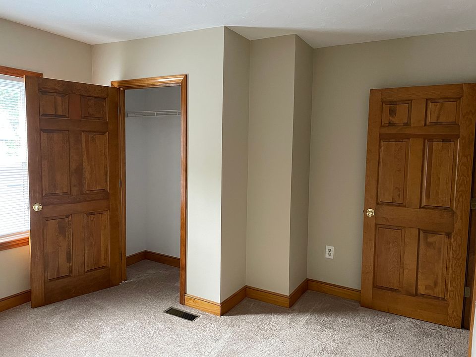 1st image of 22 Wyman Rd