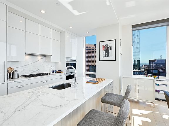 4th image of 1 Franklin St #4110