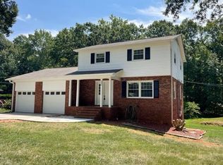 546 Westminster Dr, Asheboro, NC 27203