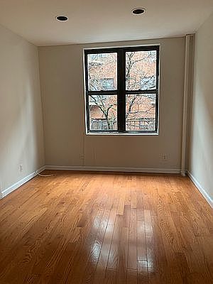 1st image of 210 Thompson St APT 3AN