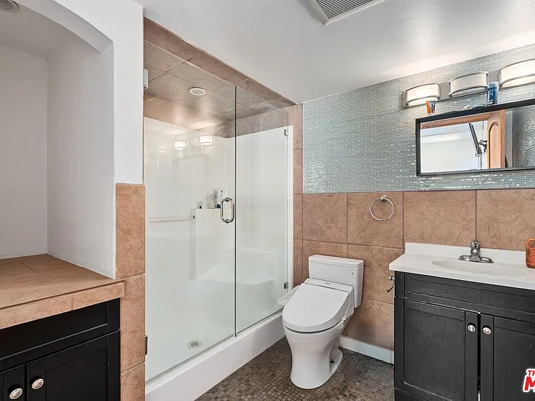 6440 W 87th Pl — Photo 38