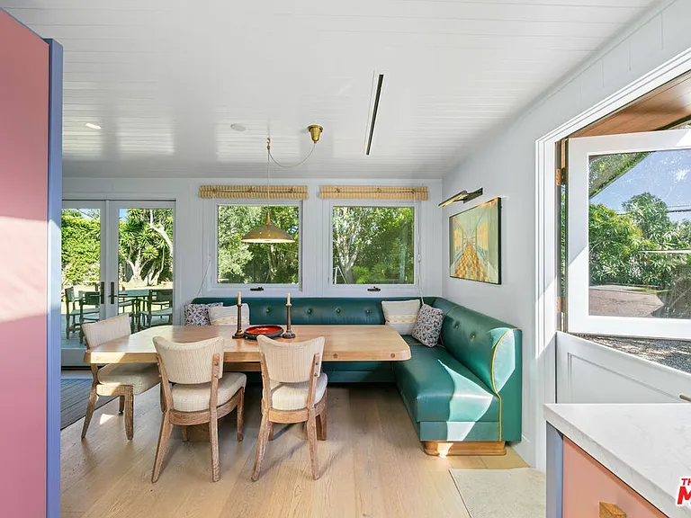 7038 Dume Dr — Photo 19