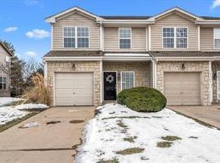 15557 Floyd St #15557, Overland Park, KS 66223