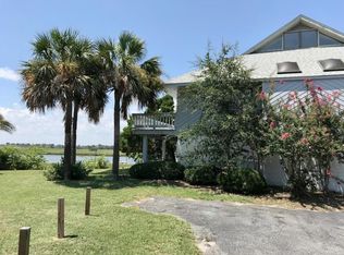 303 Palm Blvd, Isle Of Palms, SC 29451