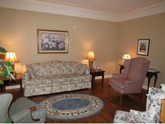3rd image of 5301 Canova Ct