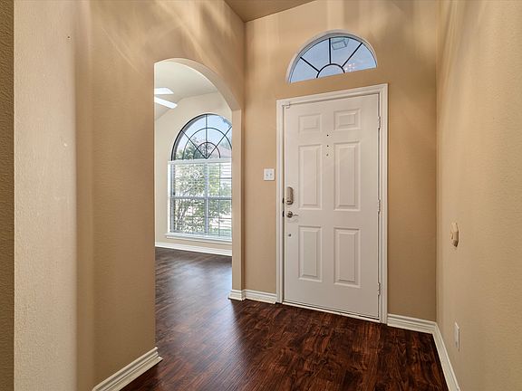 4th image of 4908 Skymeadow Dr