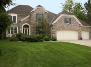 1547 Quail Ridge Rd, Woodbury, MN 55125