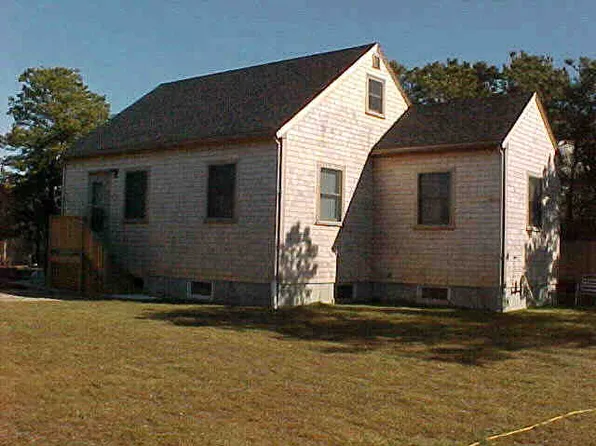40 Bartlett Rd, Nantucket, MA 02554