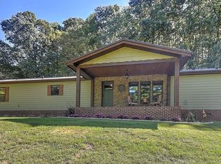 5256 Rich Valley Rd, Bristol, VA 24202