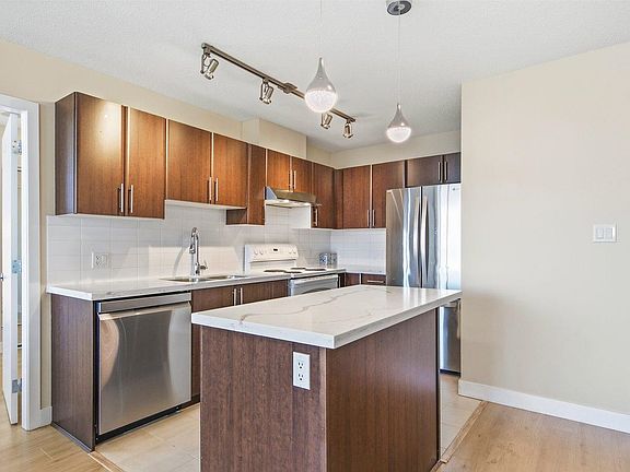 3rd image of 1178 Heffley Cres #3203