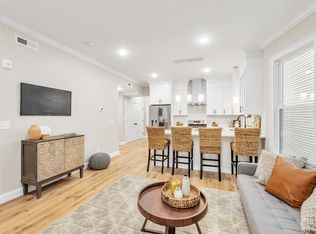 13 Monmouth St APT 2, Boston, MA 02128