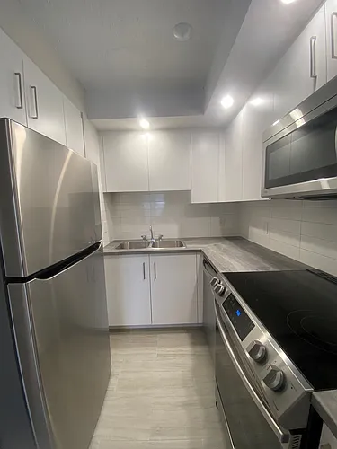 7 Rufus Ave #11 Photo 1