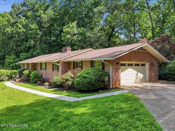3304 SW Timberlake Dr, Knoxville, TN 37920