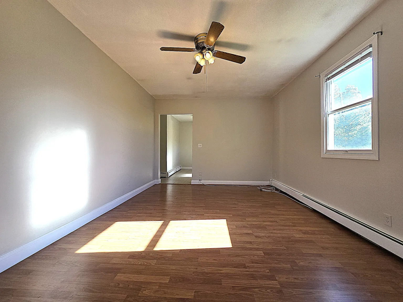 4 bed, 1800 sqft, $3,750 — Photo 4
