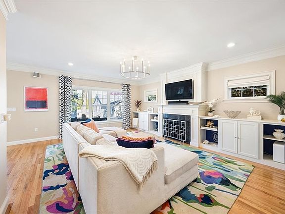 2nd image of 291 Marrett Rd