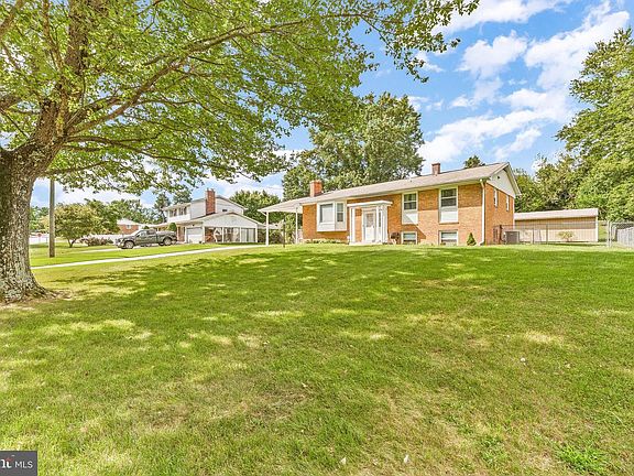 5th image of 9713 Dale Dr