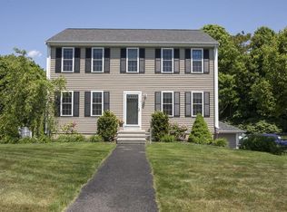 5 Becca Ln, Middleboro, MA 02346
