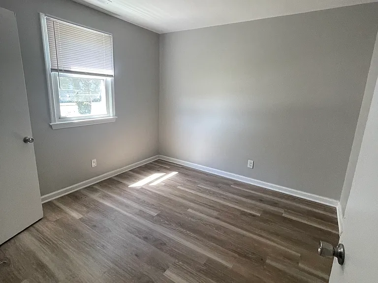 516 Walnut St — Photo 4