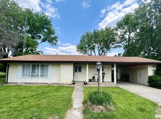 17564 Bobwhite St, Petersburg, IL