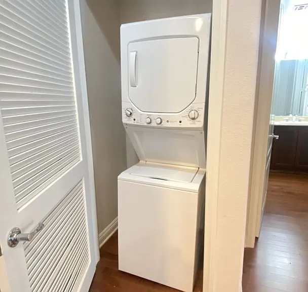 38 E Serene Ave #304 — Photo 14
