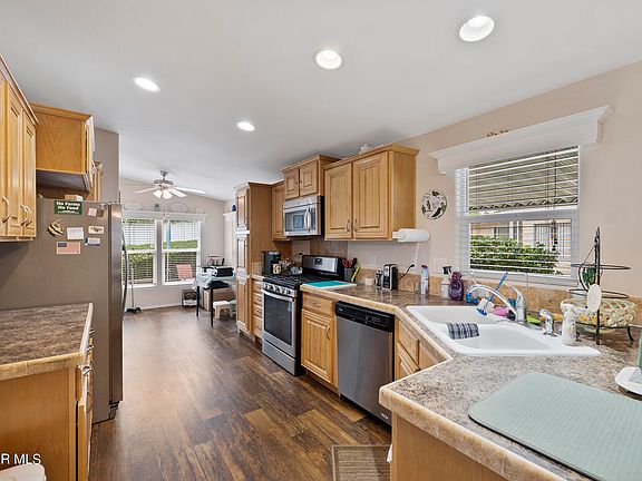 5th image of 87 Elliott Ct #87