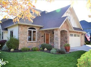 19429 Golden Meadow Loop, Bend, OR 97702