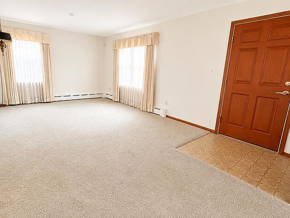 2nd image of 1326 Powers St