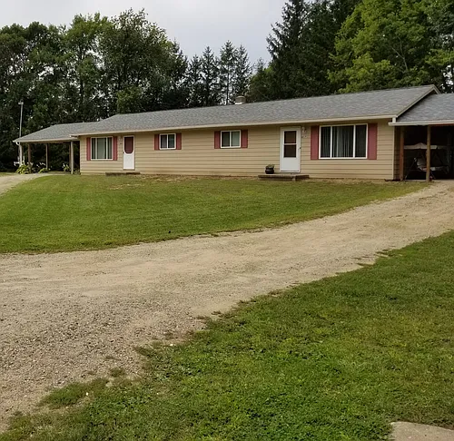 8017 Steffes St Photo 1