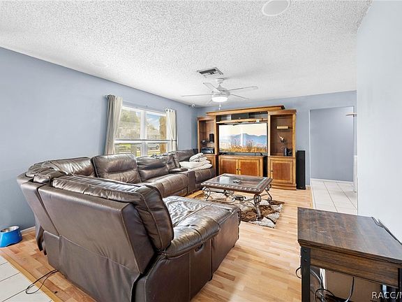 5th image of 11201 Island Pine Dr