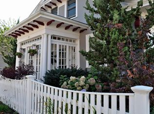 131 Castle Rd, Nahant, MA 01908