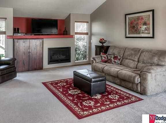 4th image of 6422 S 162nd Ave