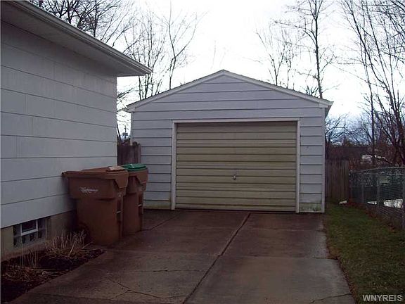 2nd image of 47 Gary Ln
