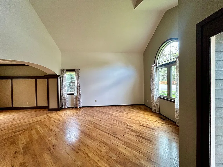 4197 Amber St — Photo 4