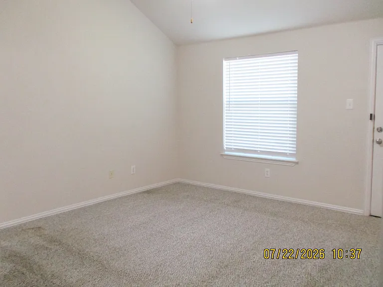 5526 Homestead Rd — Photo 8