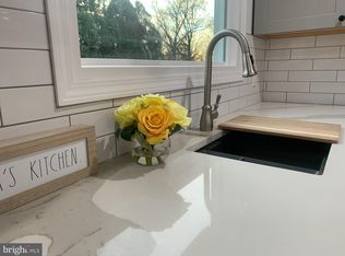 113 Upper Ferry Rd, Trenton, NJ 08628