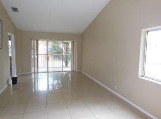1434 The Pointe Dr, West Palm Beach, FL 33409