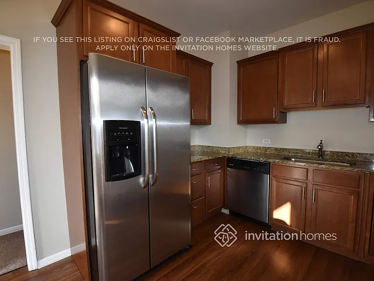 600 W 3rd St — Photo 5
