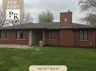 417 13th Ave N, Clinton, IA 52732