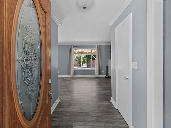 5th image of 12883 Bromont Ave