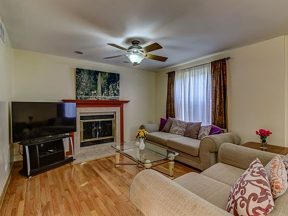 4th image of 681 Hamilton Ln