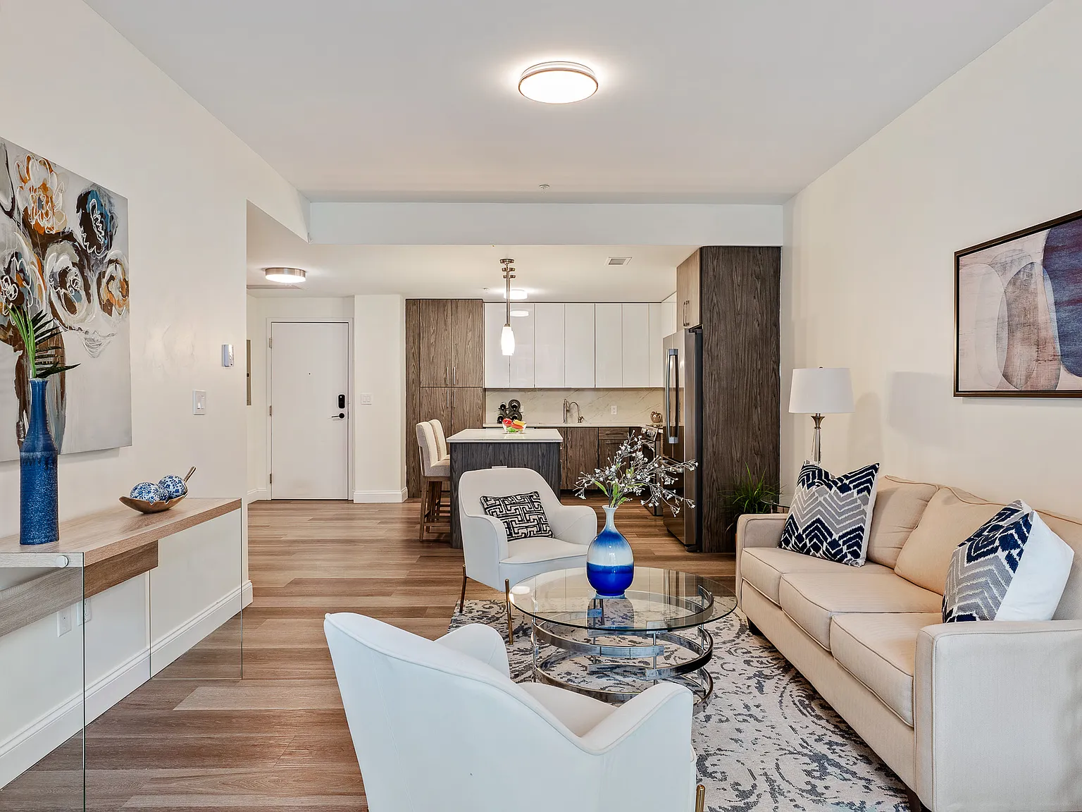 2 bed, 2.5 bath, 1201 sqft, $4,200 — Photo 4