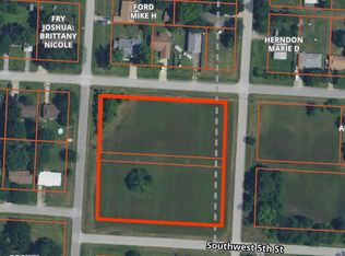 S Taylor Ave, Wagoner, OK 74467