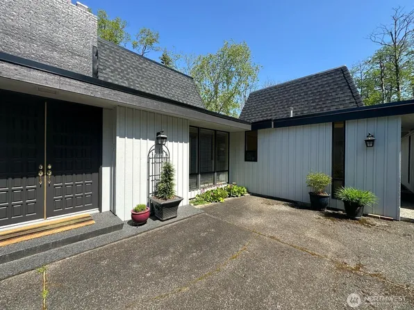 4282 Arnie Road, Blaine, WA 98230