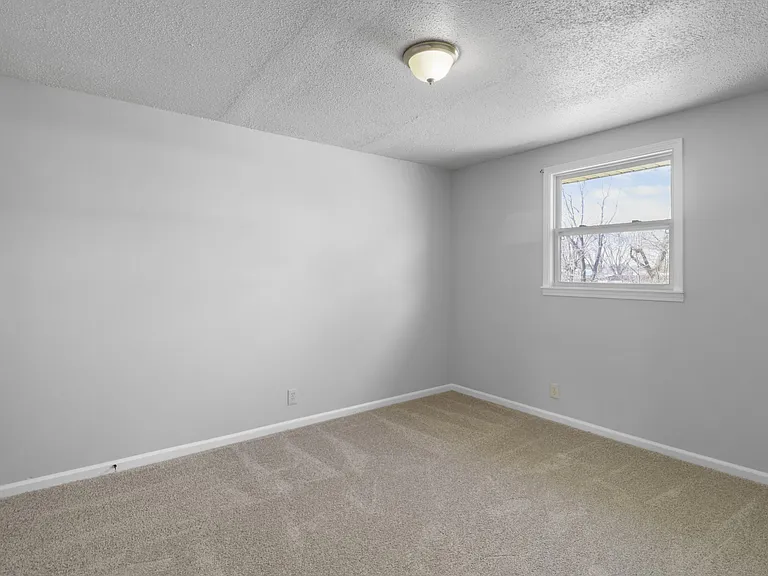 115 Tandy Dr #A — Photo 9