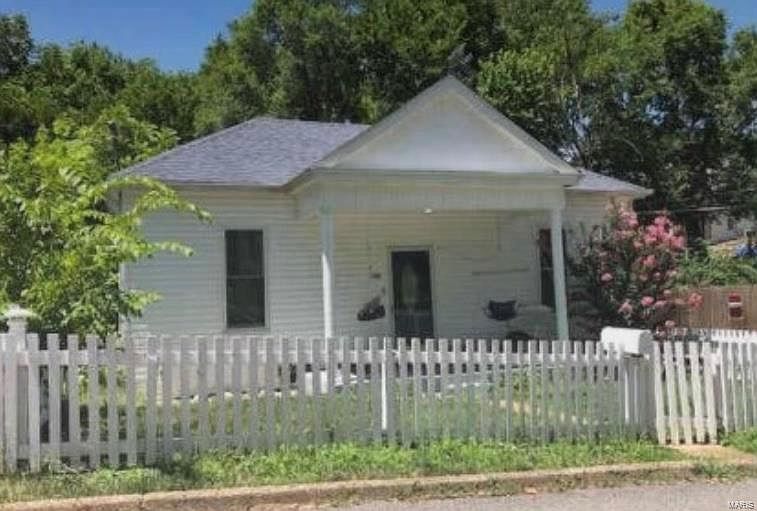 100 S 5th St, De Soto, MO 63020 Zillow